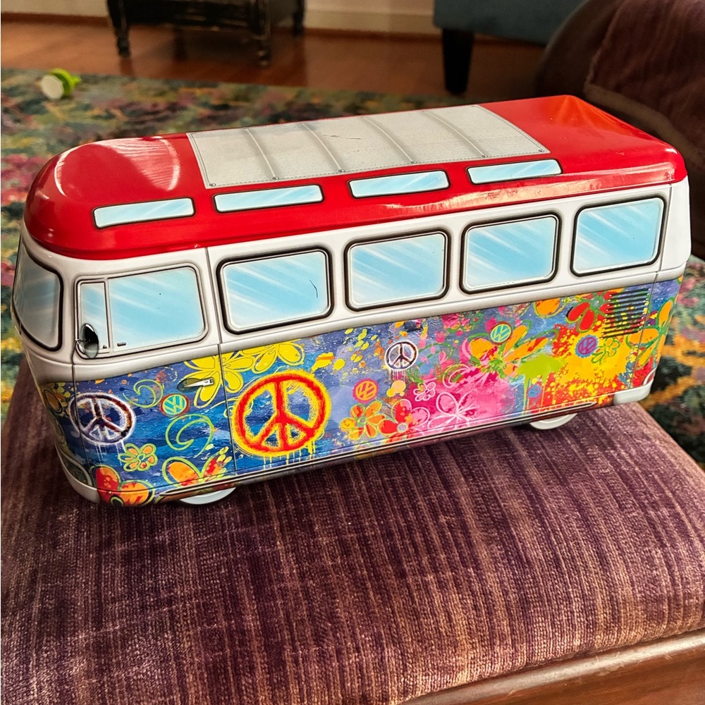 Volkswagen Bus Tin with Red and Blue Design - Picture 2 of 4